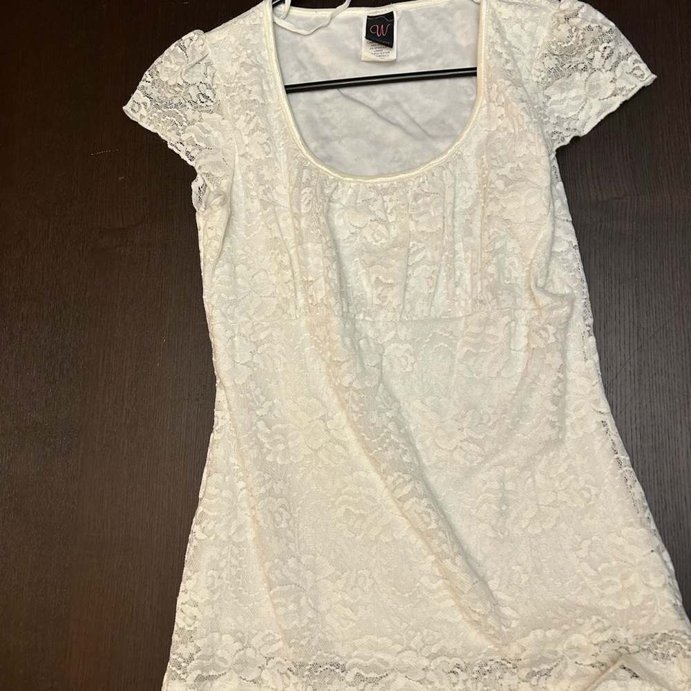 White Capped Sleeve Lace shirt